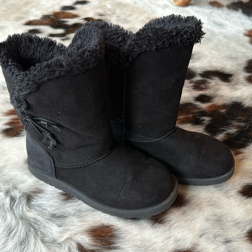 Girls black faux suade winter boots - 2y